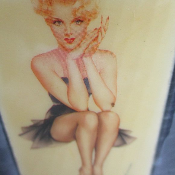 VARGA NOV. 1943 & DEC.1944 Marble Paperweight The Heirloom Tradition - Picture 3 of 11